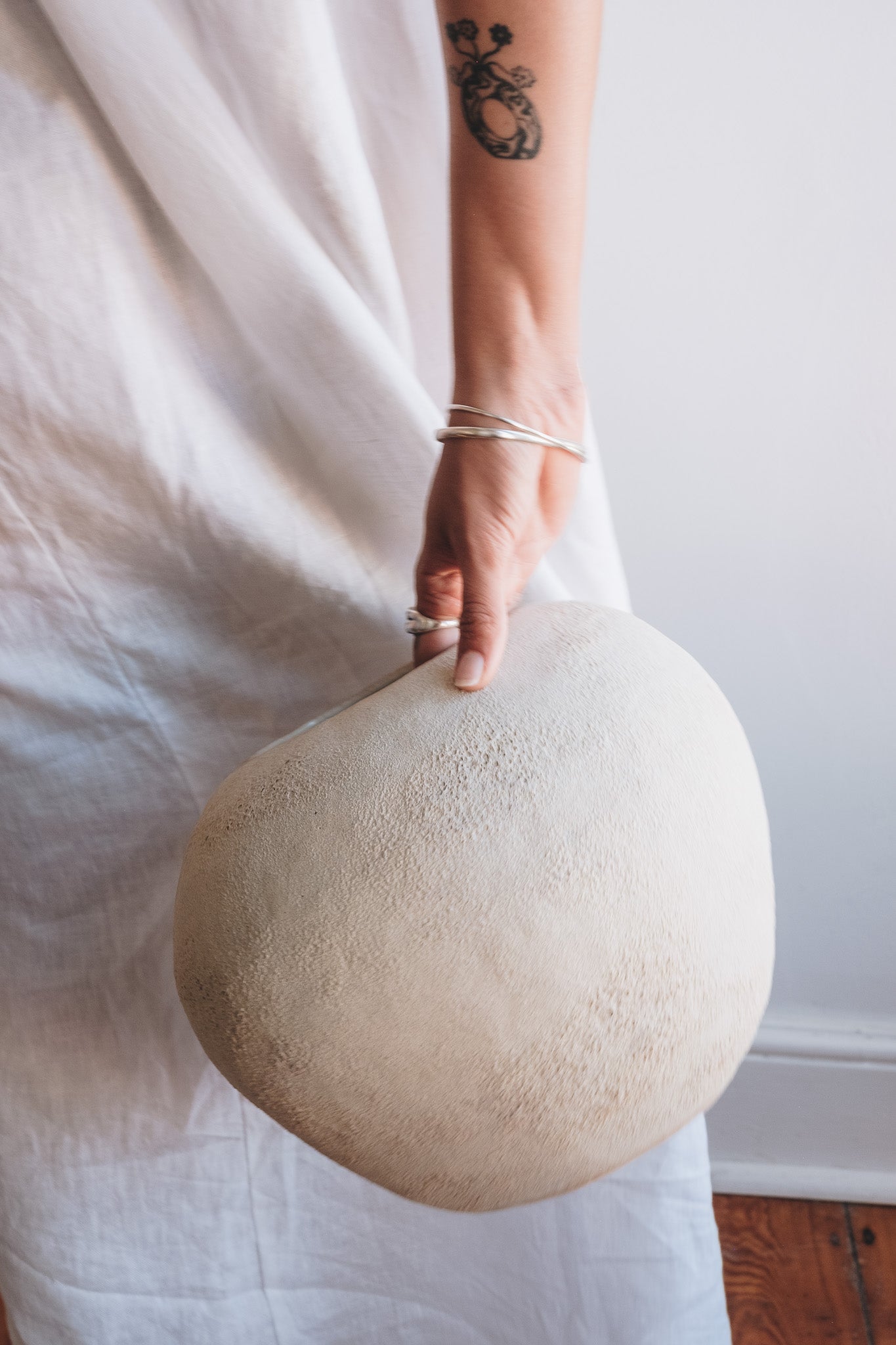 Moon Vase in White