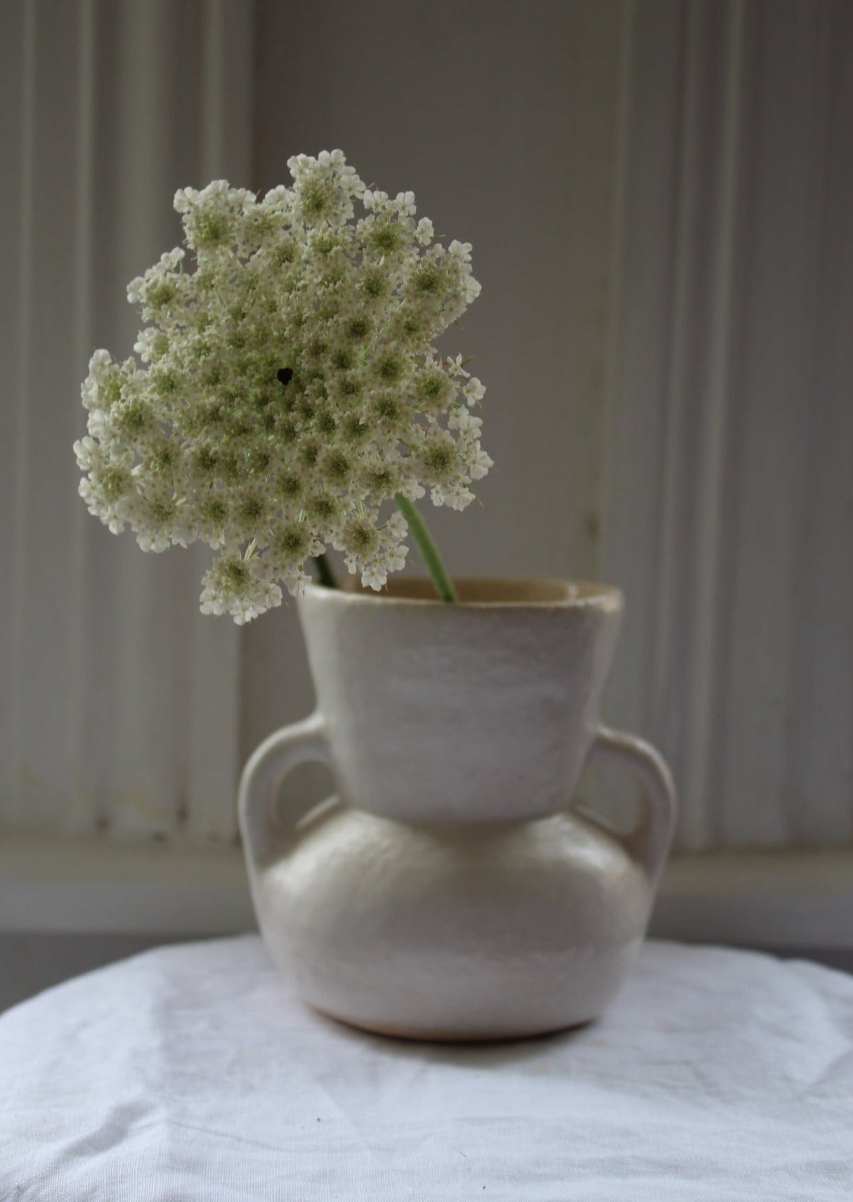 Hope Vase in White