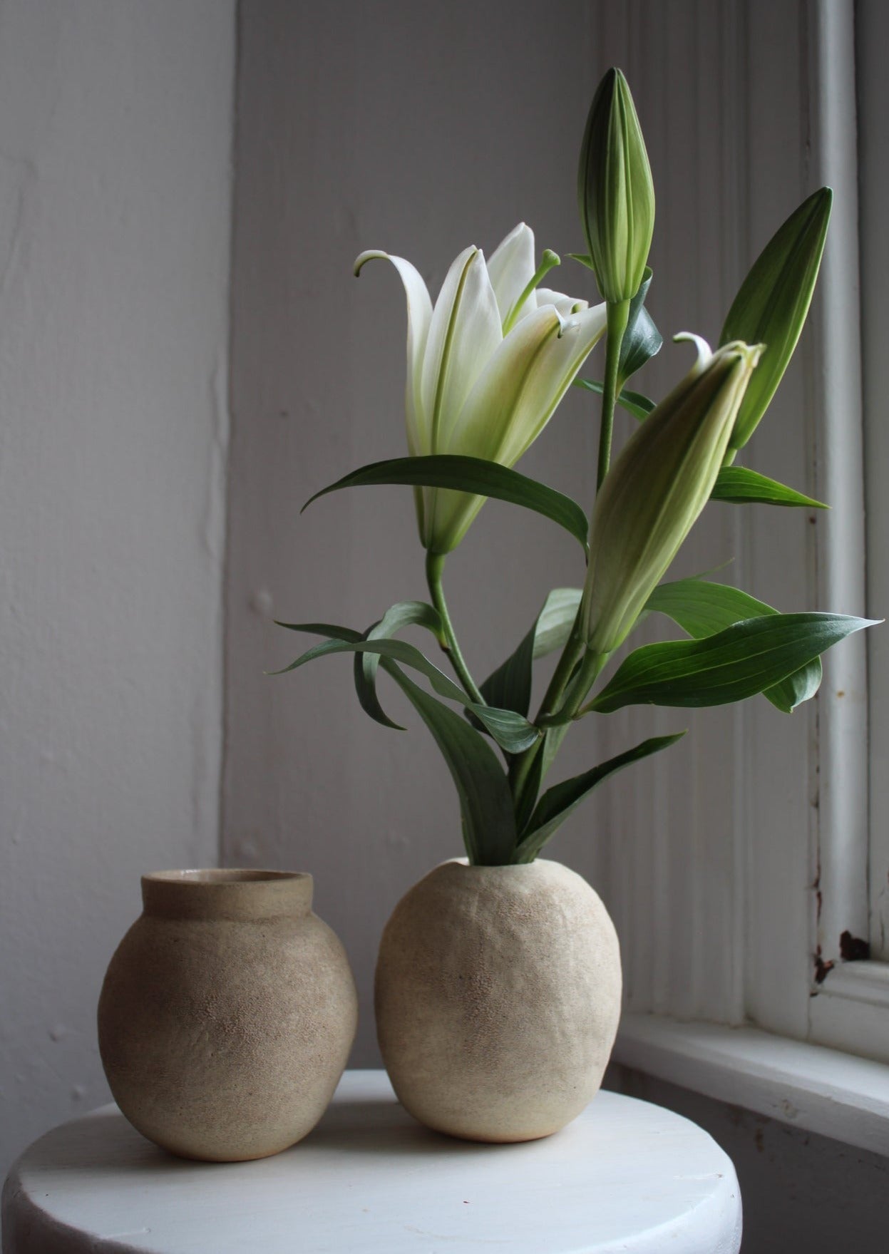 Bay Vase in Light Magma