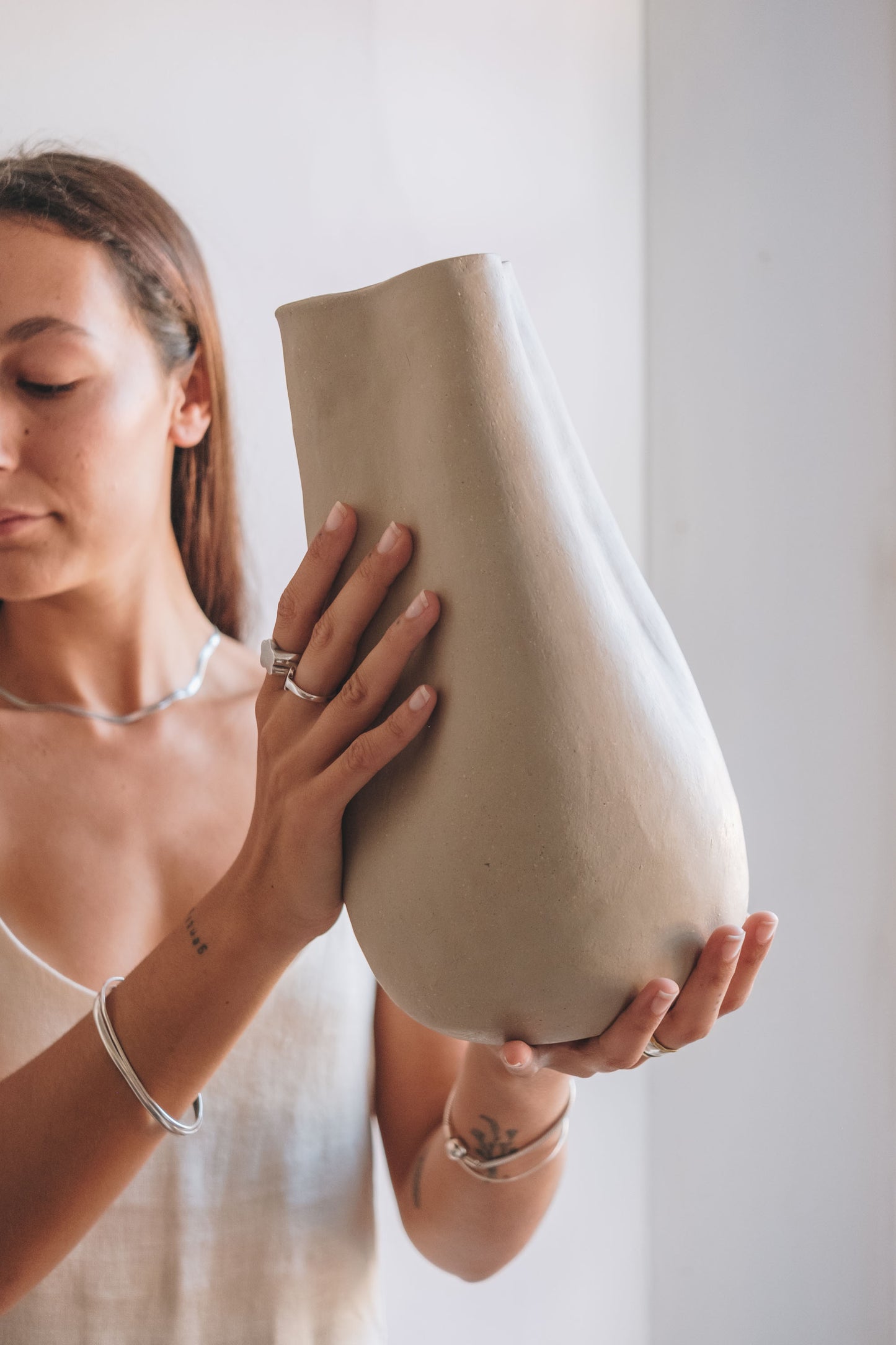 Ripple Vase in White