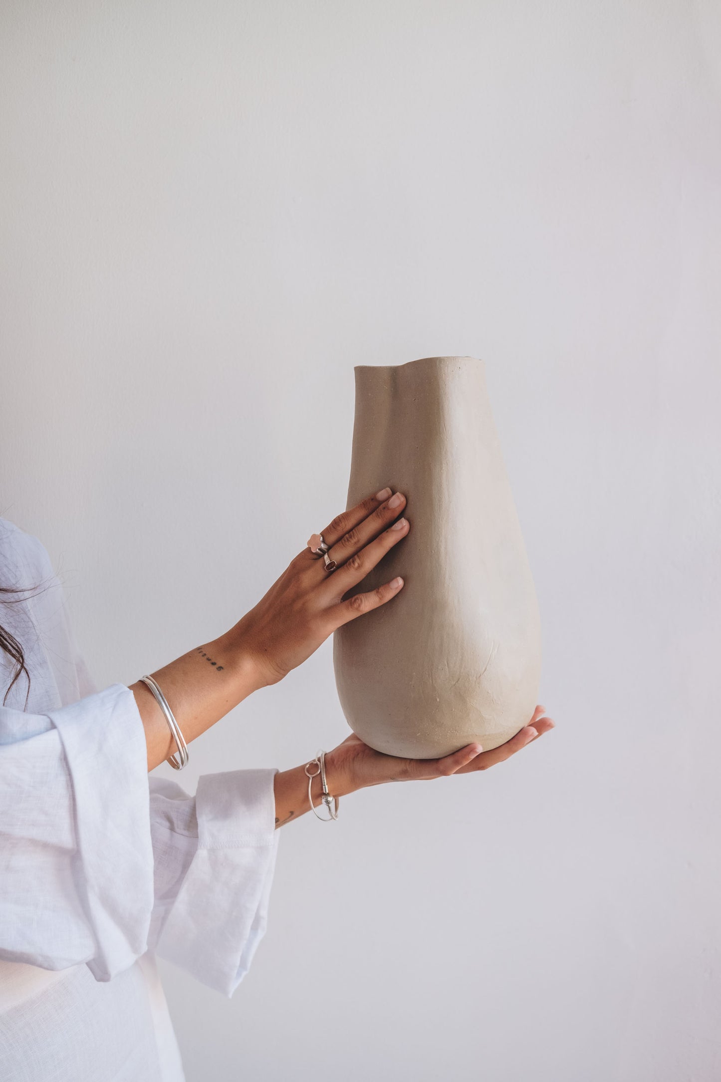 Ripple Vase in White