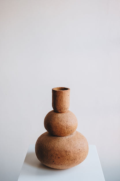 Macaroon 02 Vase in Terracotta